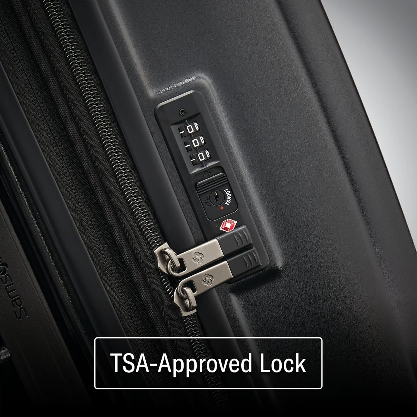 Samsonite Octiv Lightweight Hardshell 28-Inch Large Checked Luggage - Durable & Impact Resistant, 360° Aero Trac Spinner Wheels, Adjustable Telescopic Handle, Expandable, TSA Approved Lock - Black