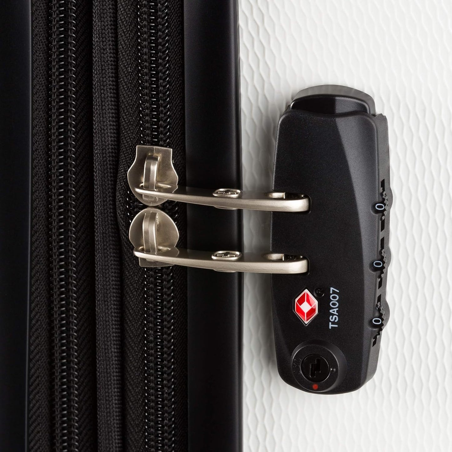 SwissGear 7272 Energie Expandable Hardside Luggage with Spinner Wheels and TSA Lock, White, Checked-Large 27-Inch