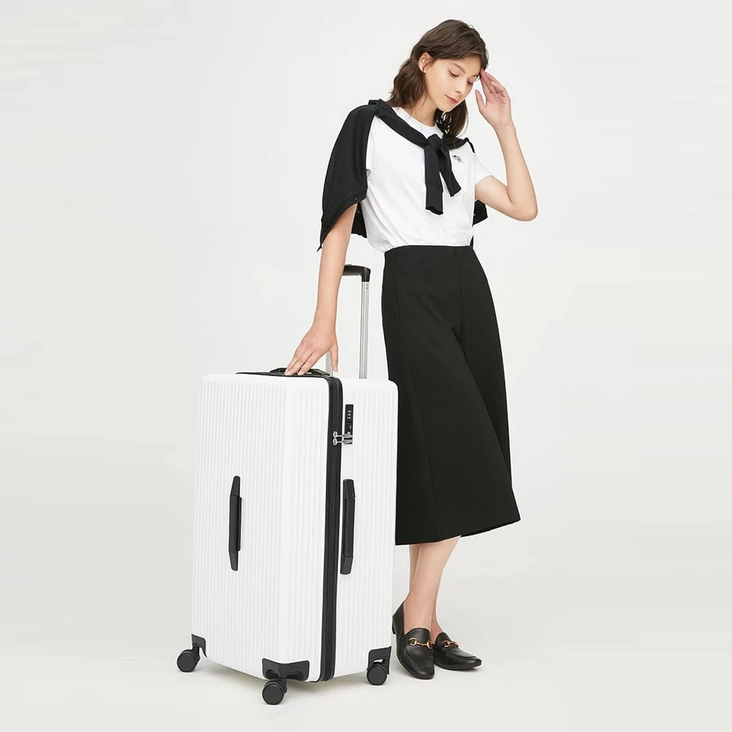 PRIMICIA GinzaTravel Trunk Luggage, 28 Inch Luggage with Spinner Wheels, Scratch resistant texture Lightweight PC material with TSA Lock（Family Travel Series ） (White)