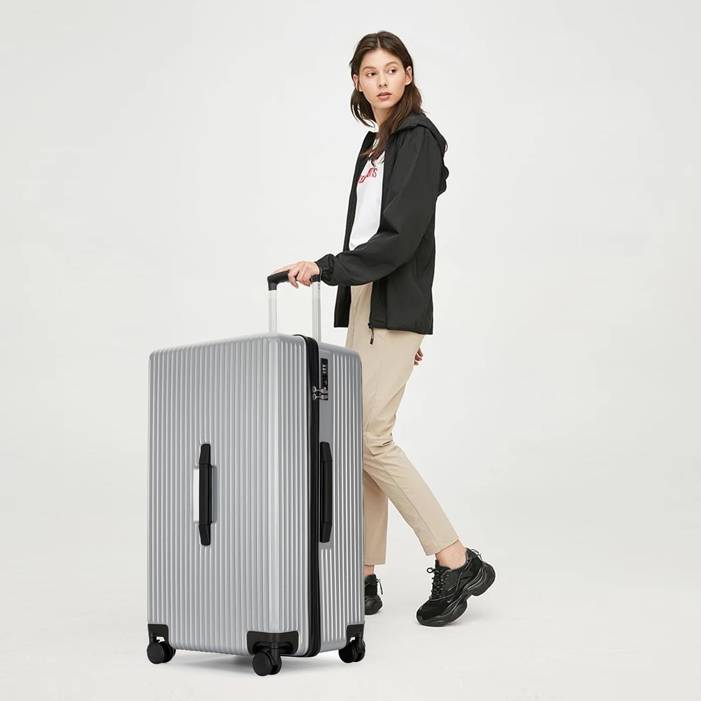 PRIMICIA GinzaTravel Trunk Luggage, 28 Inch Luggage with Spinner Wheels, Scratch resistant texture Lightweight PC material with TSA Lock (Star Silver)