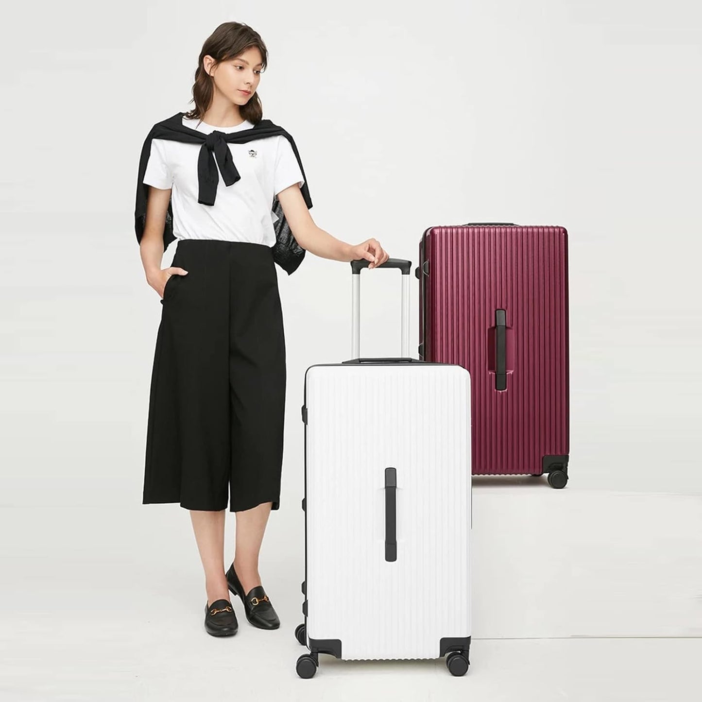 PRIMICIA GinzaTravel Trunk Luggage, 28 Inch Luggage with Spinner Wheels, Scratch resistant texture Lightweight PC material with TSA Lock（Family Travel Series ） (White)