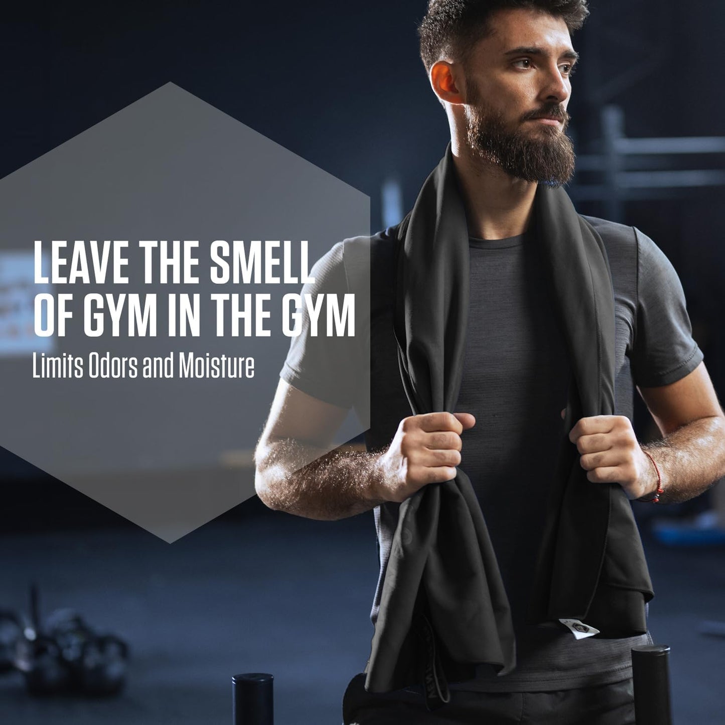 VENTURE 4TH Quick Dry Towel. Microfiber Travel Towel Ideal for Camping, Hiking, Backpacking, Gym. Lightweight & Fast Drying Travel Towels for Body. Compact & Easy to Pack - Black Large