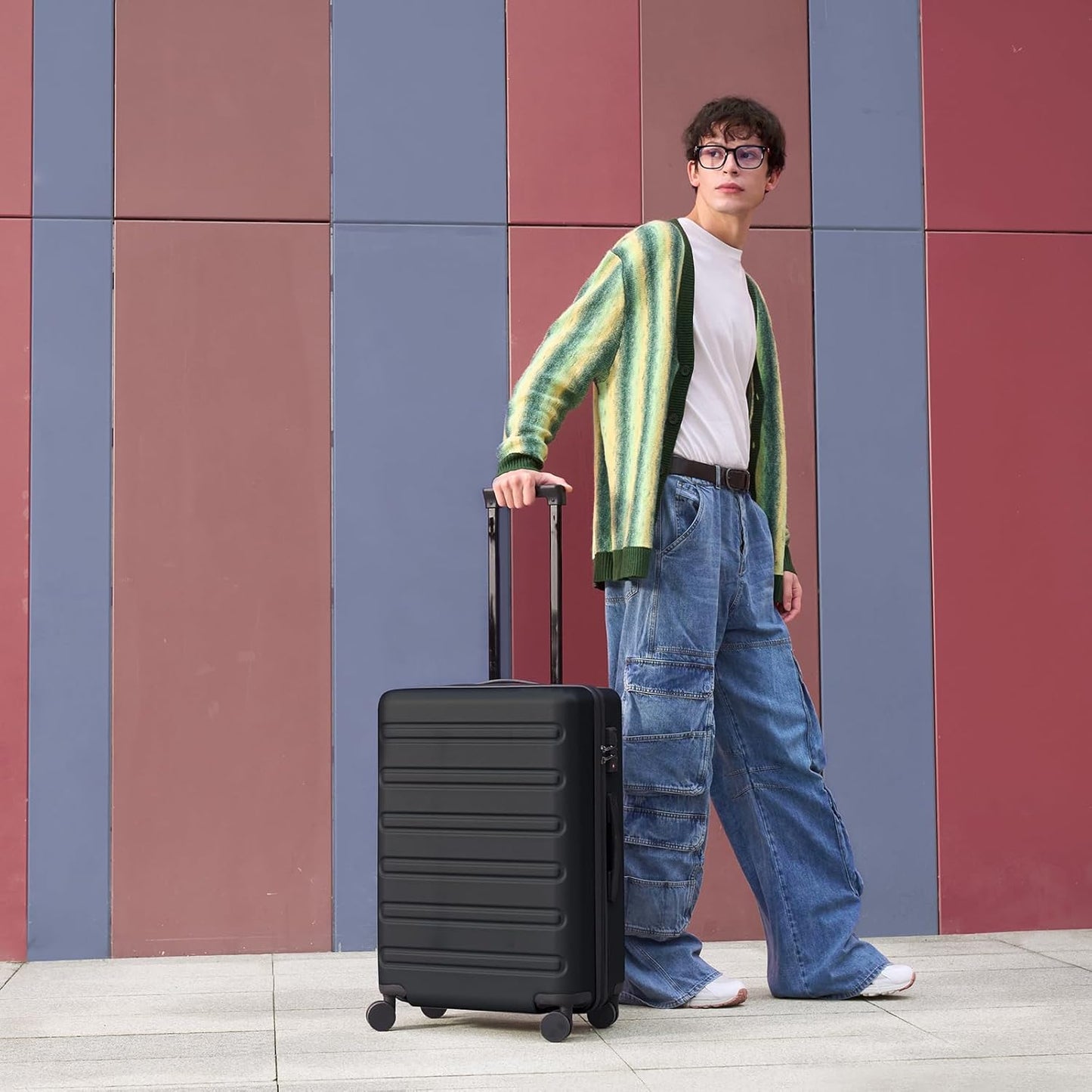 NINETYGO Large Checked Luggage 28 Inch, Checking In Luggage with Smooth Spinner Wheels, Expandable, Hard Shell PC+ABS Suitcase, Lightweight Travel Luggage, TSA Approved (Black, Andes)