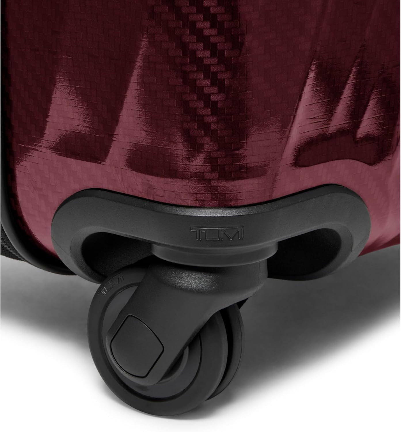 TUMI - 19 Degree Lite 4 Wheel Luggage - Lightweight and Highly Durable, Modern Contour, Hard Shell Men's and Women's Suitcase - 21.75" International Carry-On, Wine