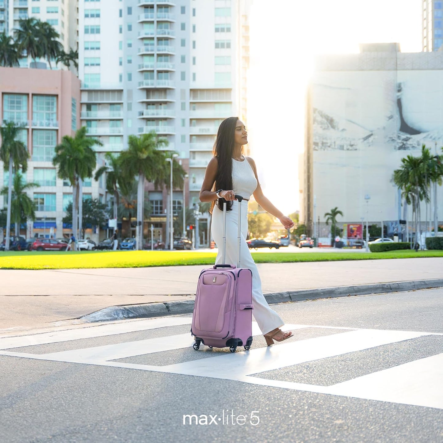 Travelpro Maxlite 5 Softside Expandable Luggage with 4 Spinner Wheels, Lightweight Suitcase, Men and Women, Shadow Grey, 2-Piece Set (21/29)