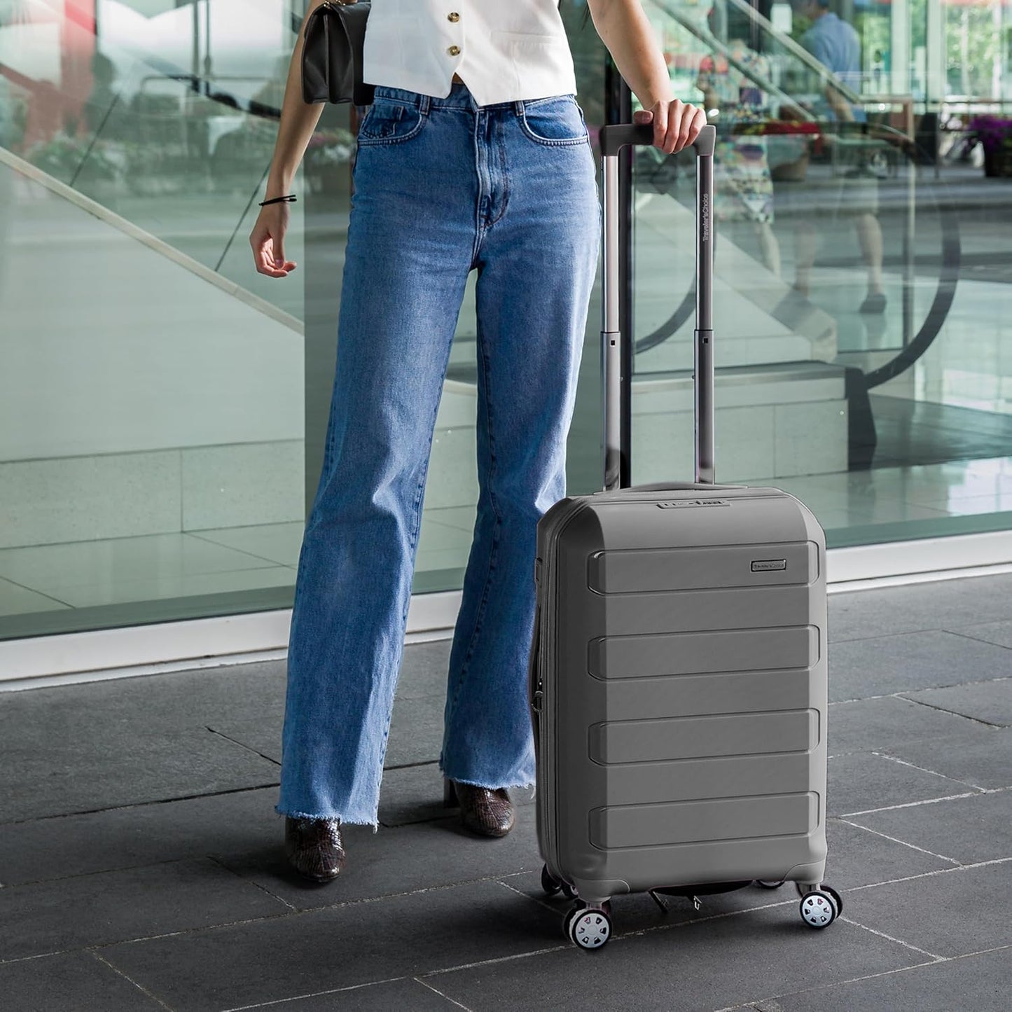 Traveler's Choice Pagosa Indestructible Hardshell Expandable Spinner Luggage, Gray, 30-Inch Large