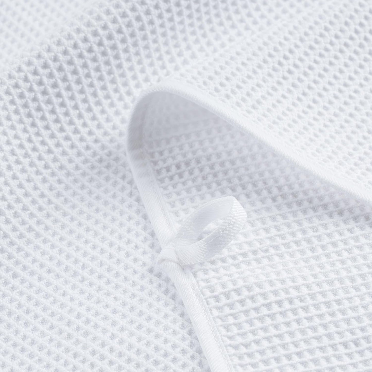 POLYTE Microfiber Oversize Quick Dry Lint Free Waffle Bath Towel for Body, 60 x 30 in, Set of 2