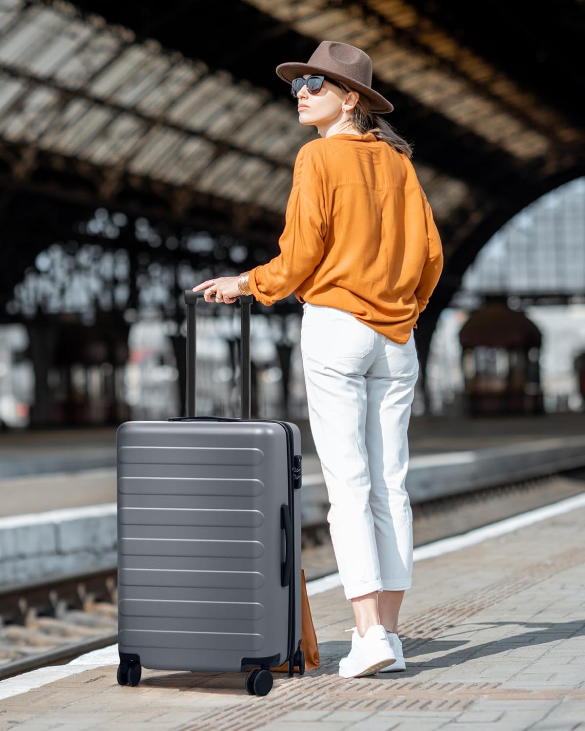 NINETYGO Luggage Sets 2 Piece, Carry On Luggage Airline Approved, Large Checked Luggage with Smooth Spinner Wheels, Expandable, Hard Shell PC Suitcase Sets, TSA Approved, 20in/28in (Grey, Rhine Max)