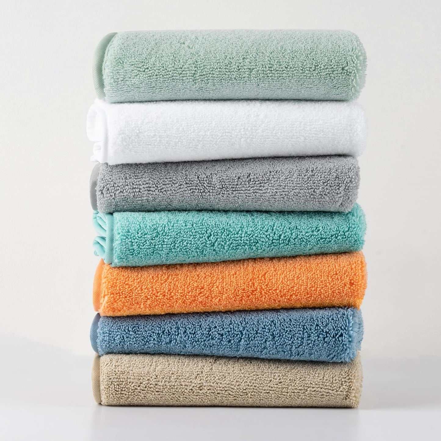 New Microfiber Bath Towel Set, 3 Piece, Oversize, Quick Dry, Lint Free, Includes Body, Hand and Face Towels