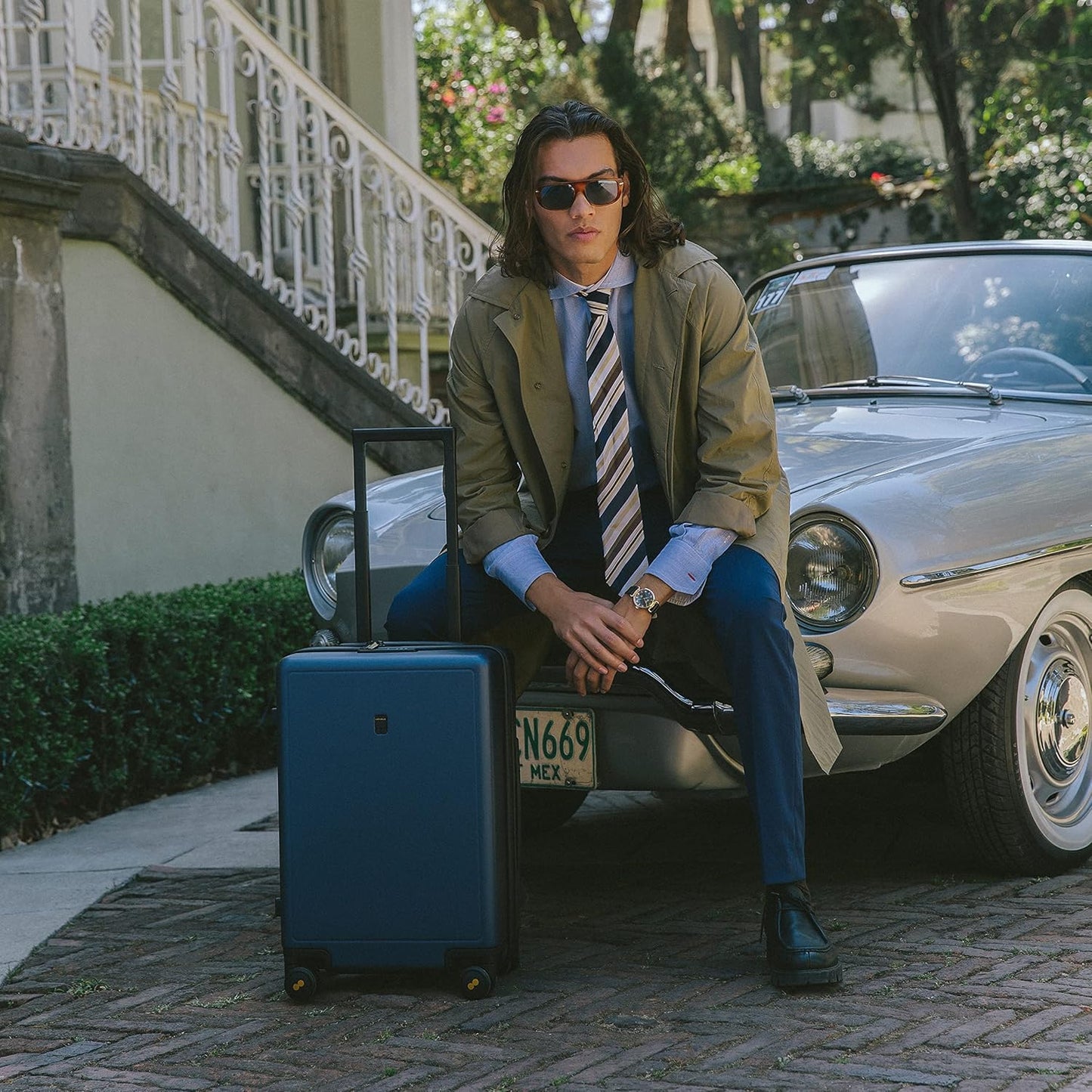 LEVEL8 Carry on Luggage Airline Approved, Carry-on Suitcases with Wheels, Lightweight Hardside Luminous Textured Luggage for Travel with Tsa Lock, 20 Inch, Navy